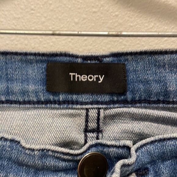 Theory woman’s denim jeans - Picture 3 of 8